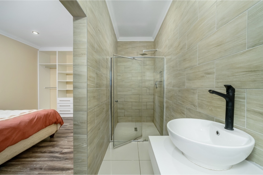 4 Bedroom Property for Sale in Blue Horizon Bay Eastern Cape